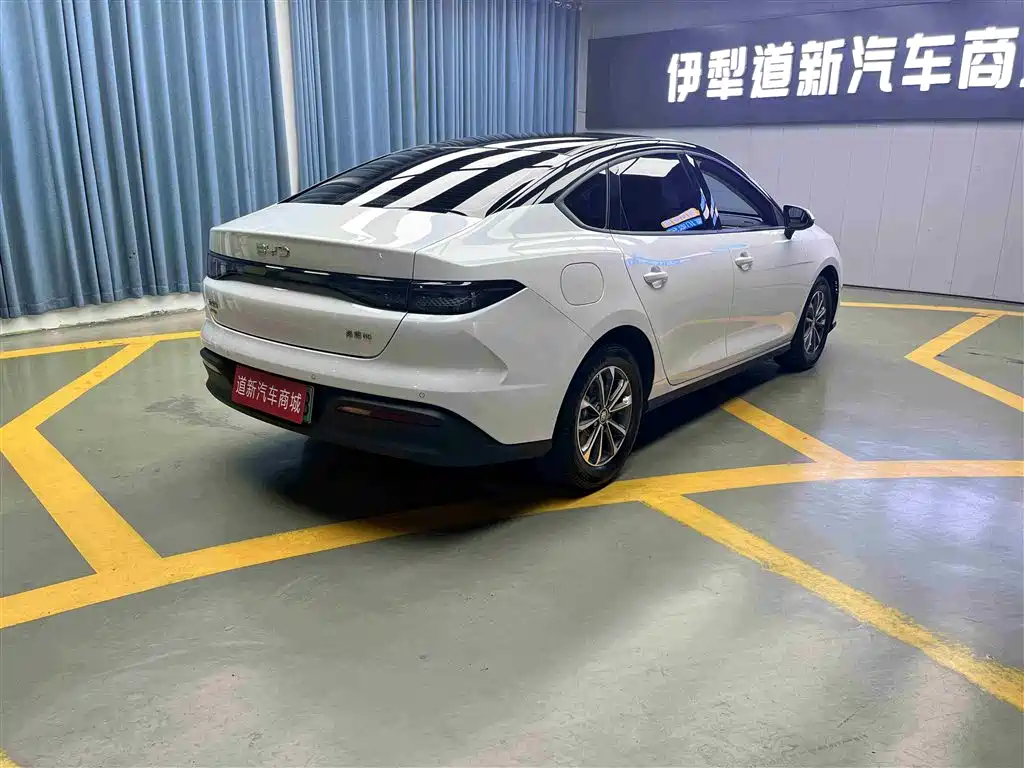 BYD Hai Bao 05 DM-i 2025 DM-i Smart Drive Edition 55KM Luxury фото 9