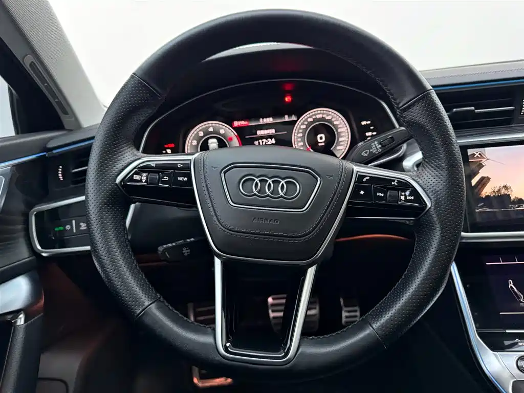 Audi A6L 2023 40 TFSI Luxury Elegance фото 16