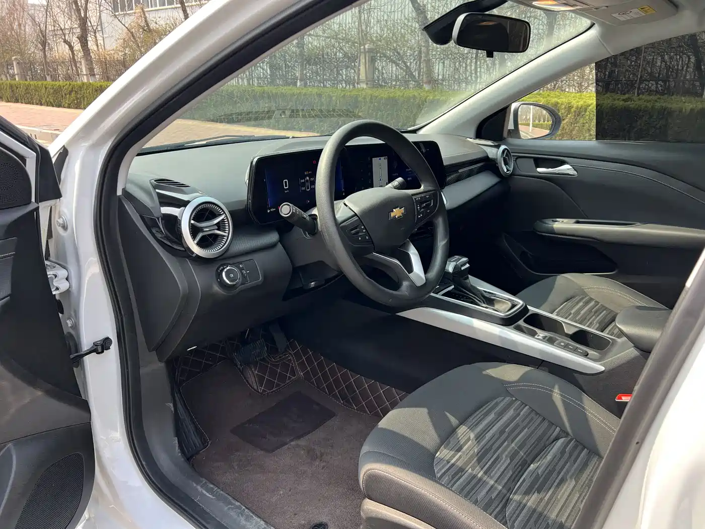 Chevrolet Monza 2023 1.5L Dual-Clutch Enjoyment Edition фото 4