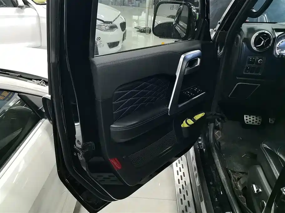 BAIC ORV Beijing Offroad BJ40 2019 PLUS 2.3T Automatic 4WD Luxury Edition China VI фото 7