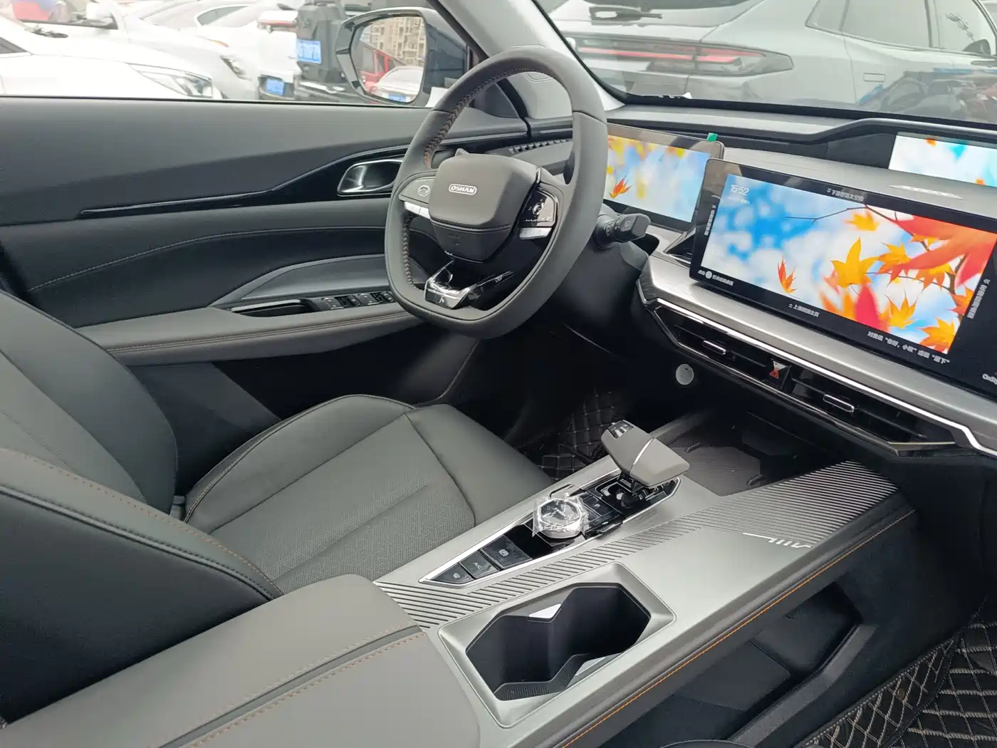 CHANGAN CHANGAN AUCHAN Z6