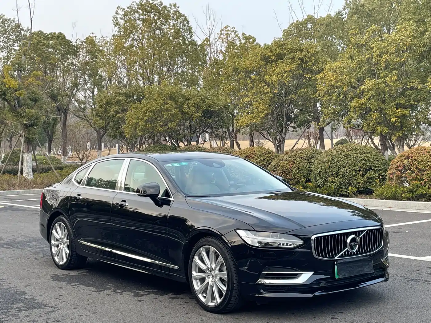 VOLVO S90 PLUG IN HYBRID