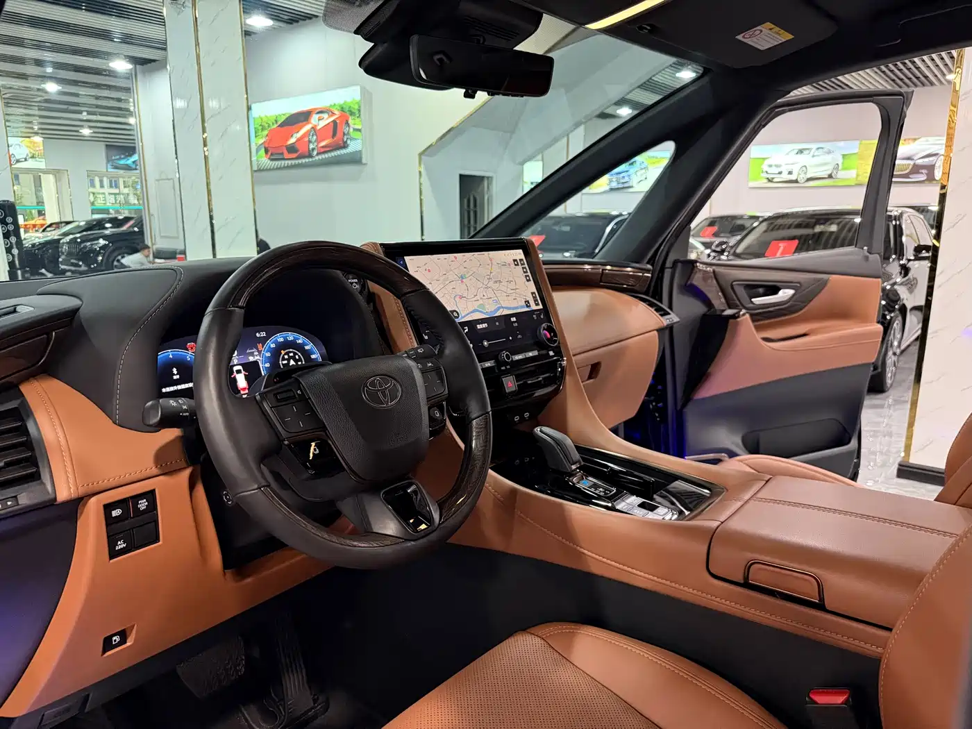 Toyota Alphard 2024 Hybrid 2.5L Ultimate Enjoyment Edition фото 5