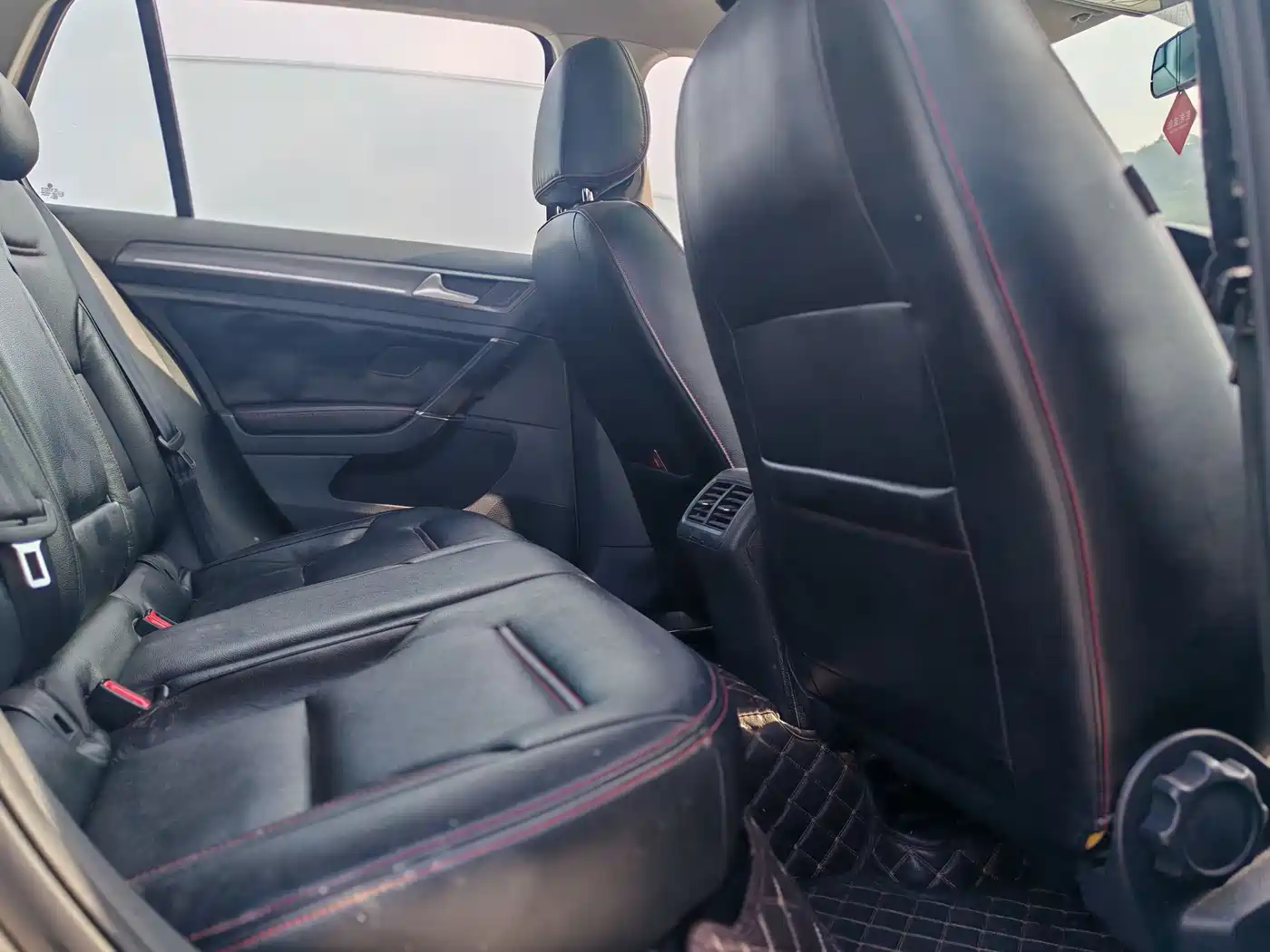Volkswagen Golf 2015 1.4TSI Automatic Comfort фото 9