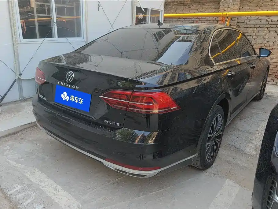 Volkswagen Phideon 2021 380TSI Luxury Edition фото 3