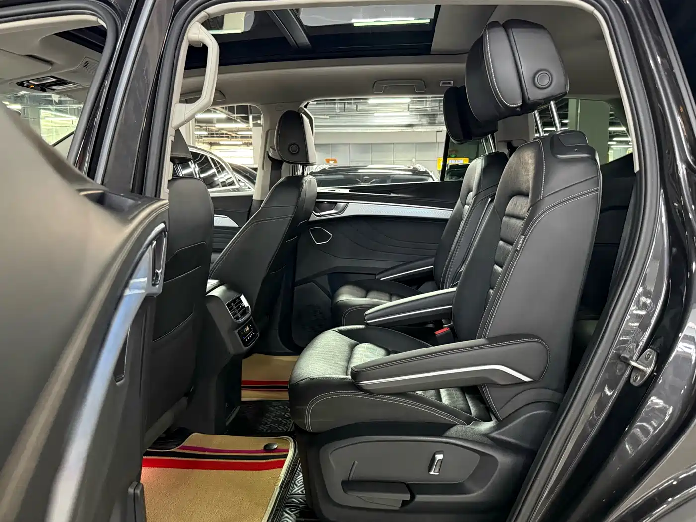 Volkswagen Talagon 2022 380TSI 4WD Luxury Premium Pro Edition 6-seater фото 15