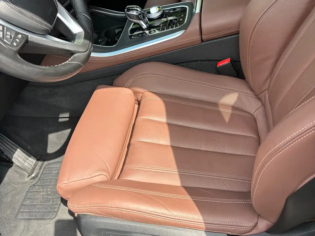 BMW X5 (Import) 2021 xDrive30i X Design Package фото 15