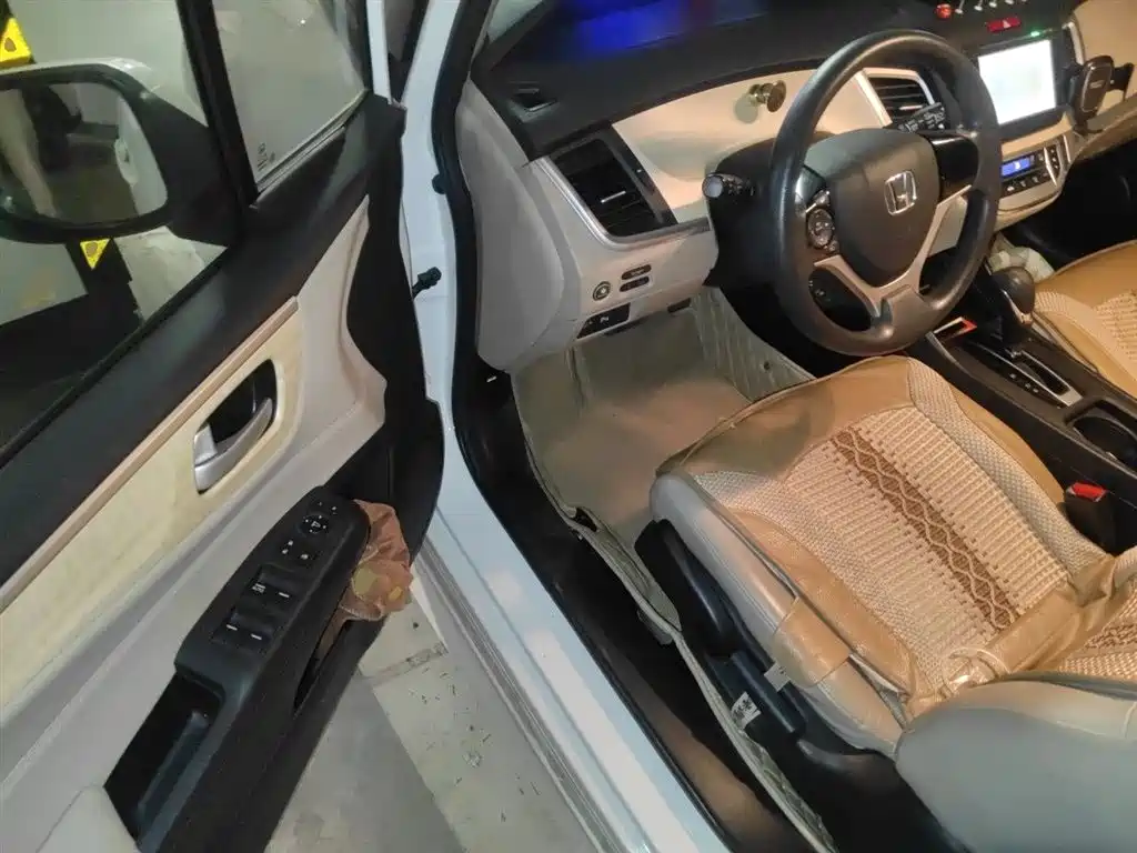 Honda Jade 2014 2013 1.8L Automatic Comfort Edition 5-seater