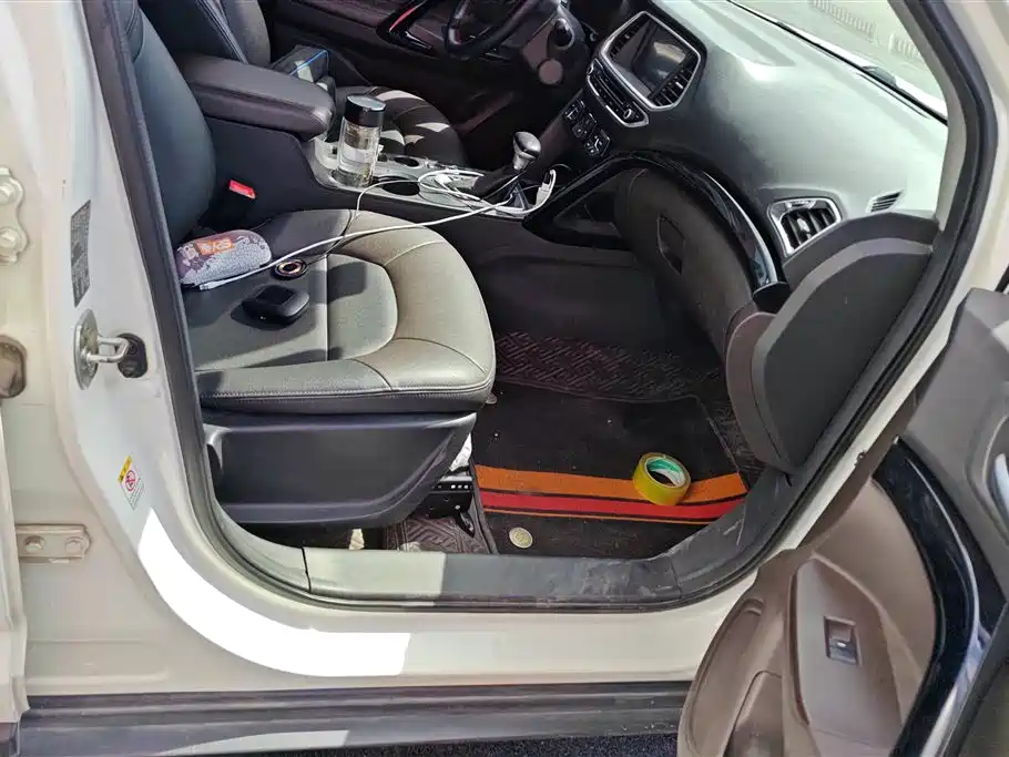GAC Trumpchi Trumpchi GS4 2016 235T G-DCT Elite Edition фото 8