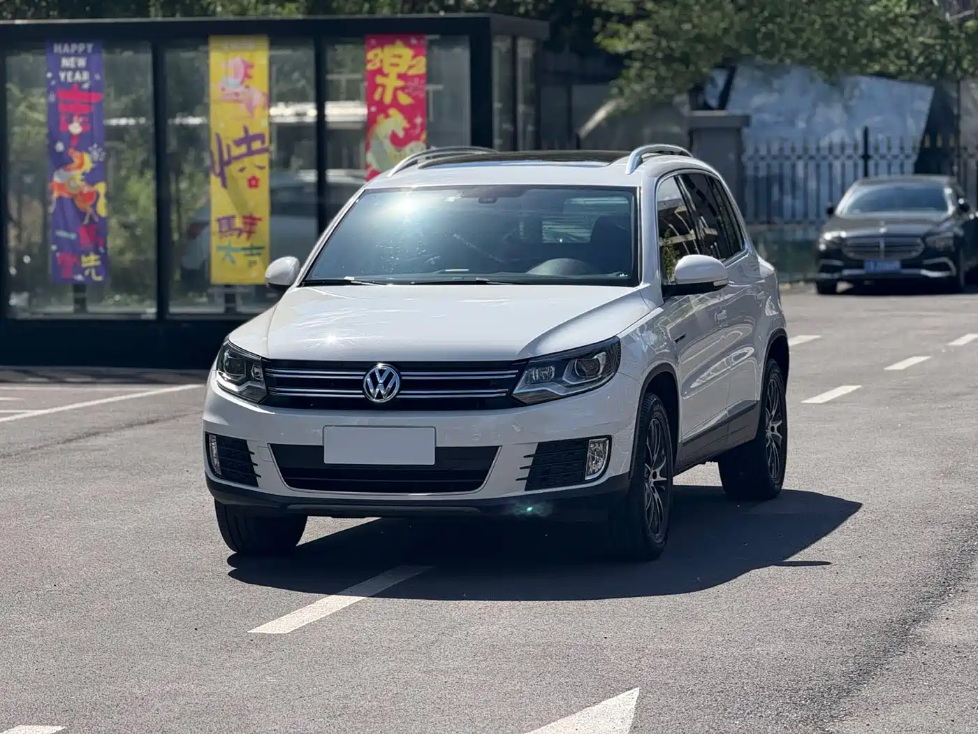 Volkswagen Tiguan 2016 Model 300TSI Automatic 4WD Luxury Edition