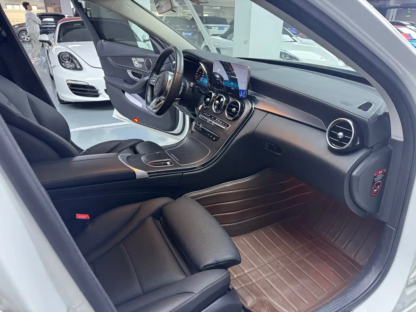 Mercedes-Benz C-Class 2020 C 260 L Sport фото 14