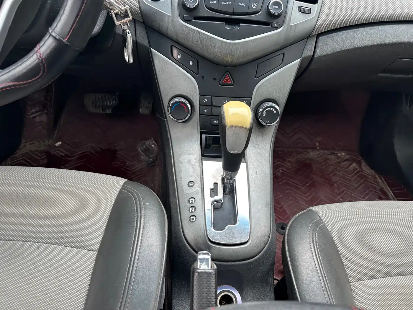 Chevrolet Cruze 2013 Model 1.8L SE AT фото 10