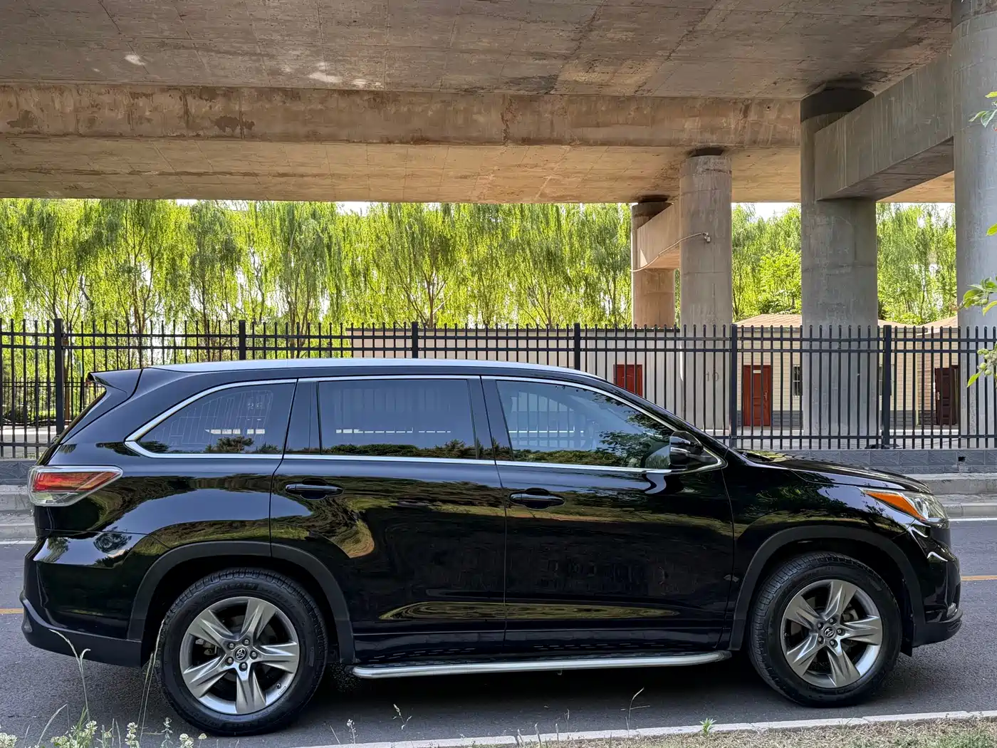 Toyota Highlander 2015 2.0T AWD Luxury Edition 7-seater фото 9
