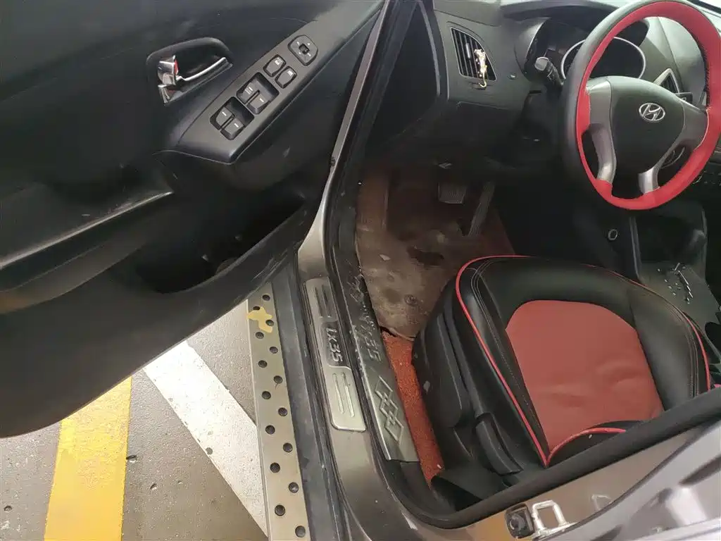 Hyundai Beijing Hyundai ix35 2015 2.0L Automatic 2WD Comfort China IV фото 16