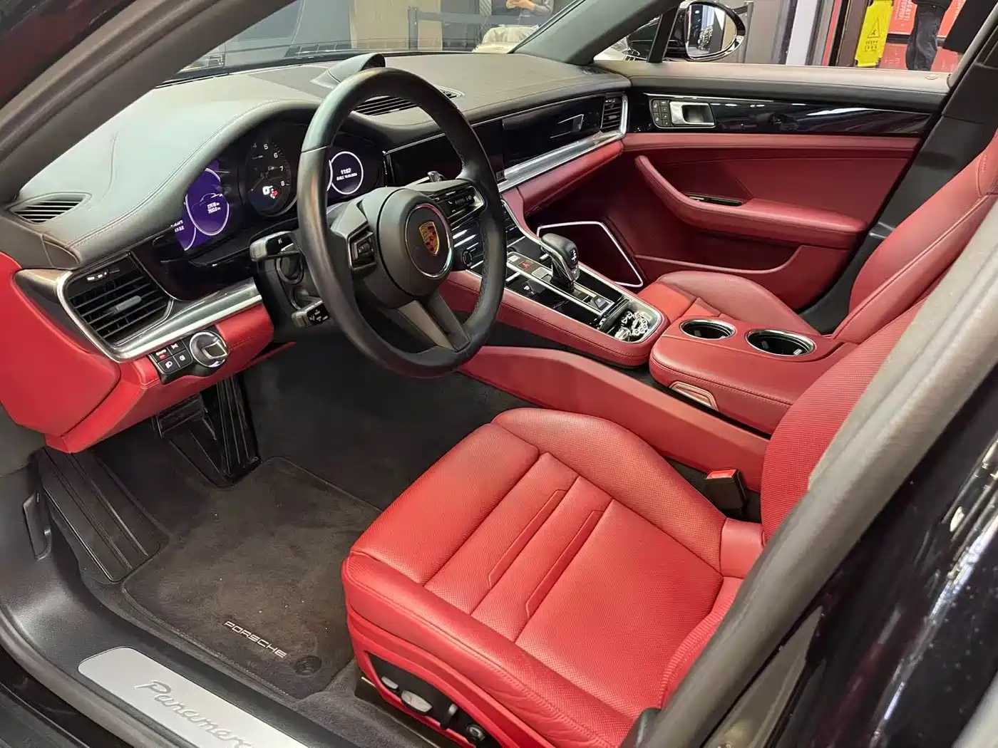 Porsche Panamera 2023 Panamera 4 Executive Long Wheelbase 2.9T фото 7