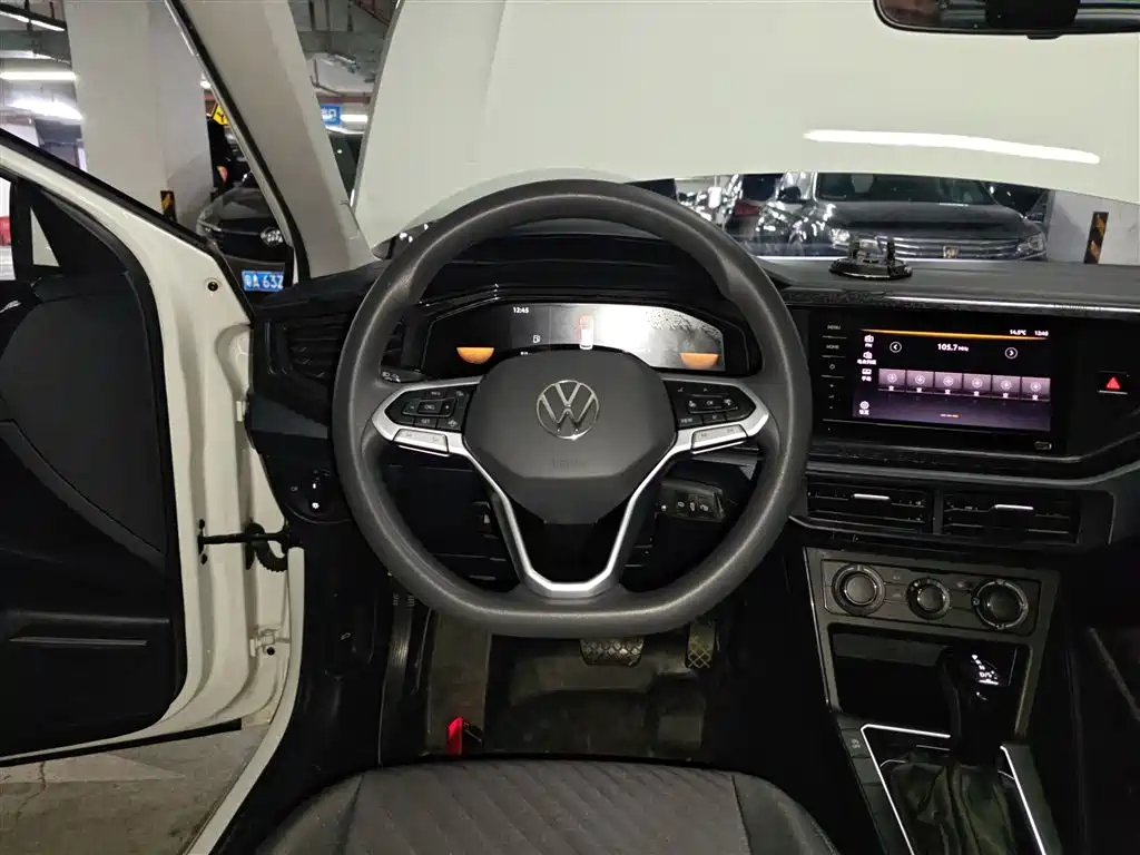 Volkswagen Lavida 2023 New Sharp 1.5L Auto Premium Edition фото 7