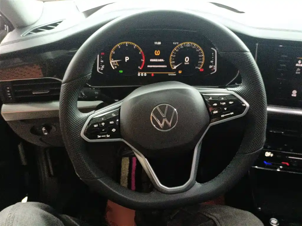 Volkswagen Passat 2024 330TSI Starlight Elite Edition фото 7