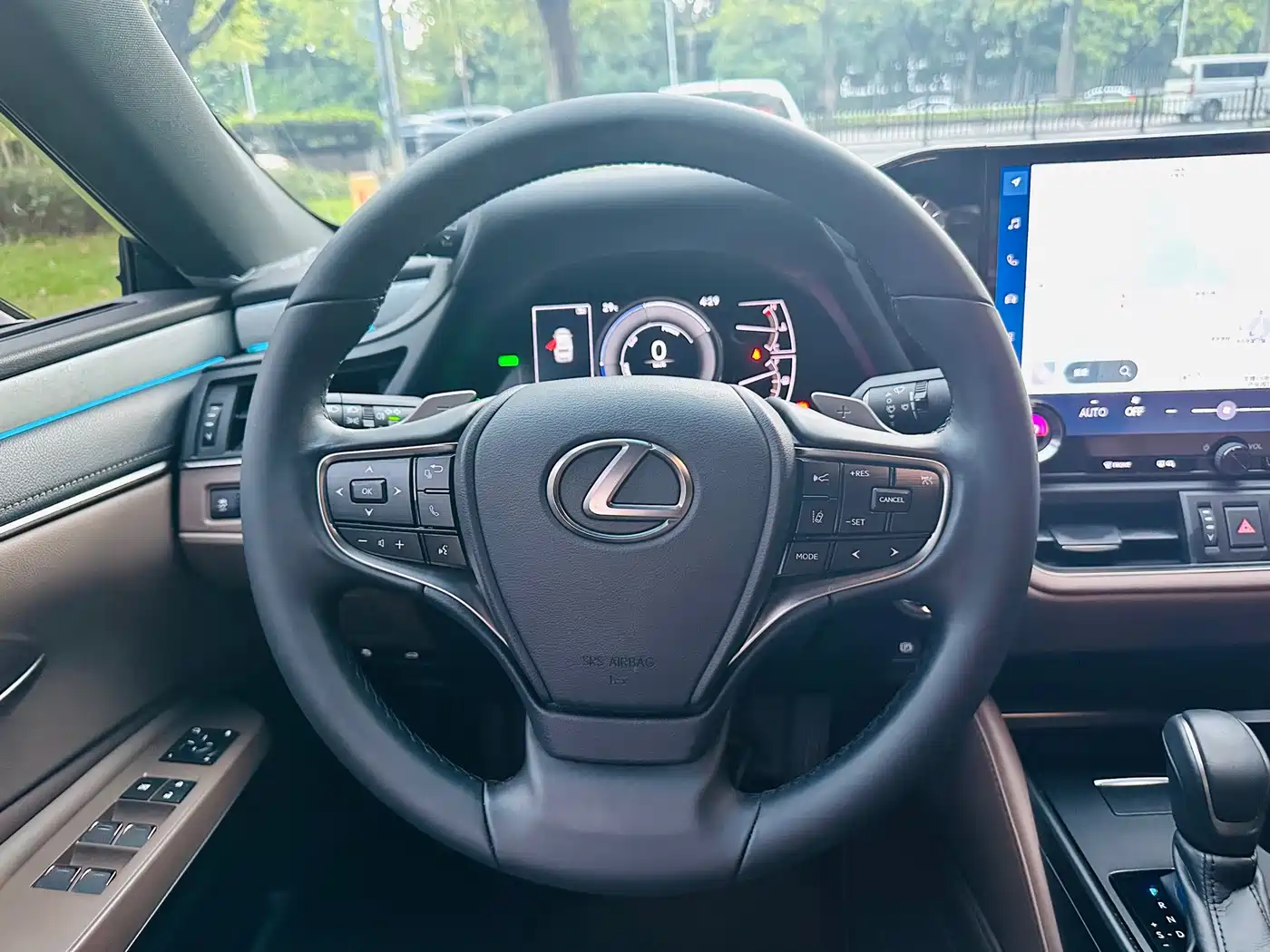 Lexus ES 2025 2025 300h Ultimate Edition