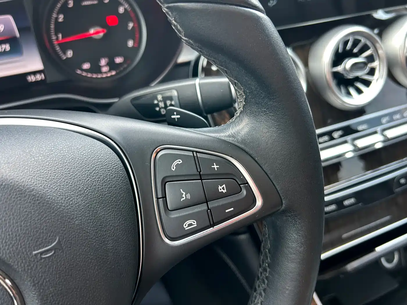 Mercedes-Benz GLC 2018 GLC 260 4MATIC Dynamic фото 22
