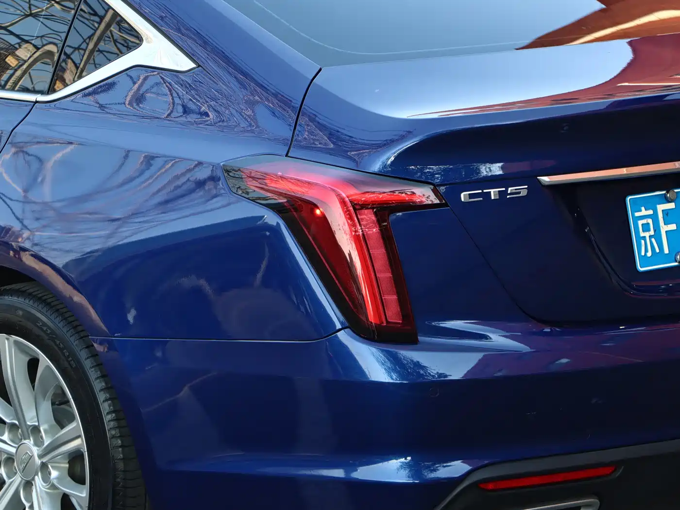 Cadillac CT5 2024 28T Luxury Model Pro фото 30