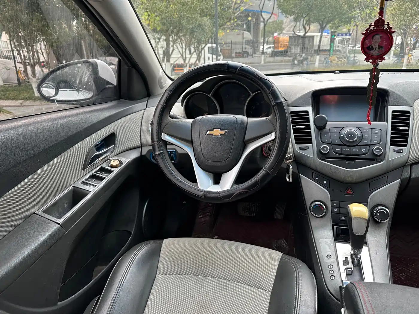 Chevrolet Cruze 2013 Model 1.8L SE AT фото 12