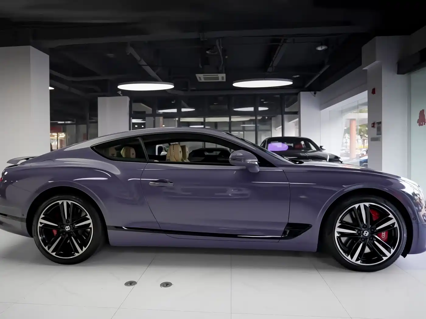 Bentley Continental 2020 4.0T GT V8 фото 7