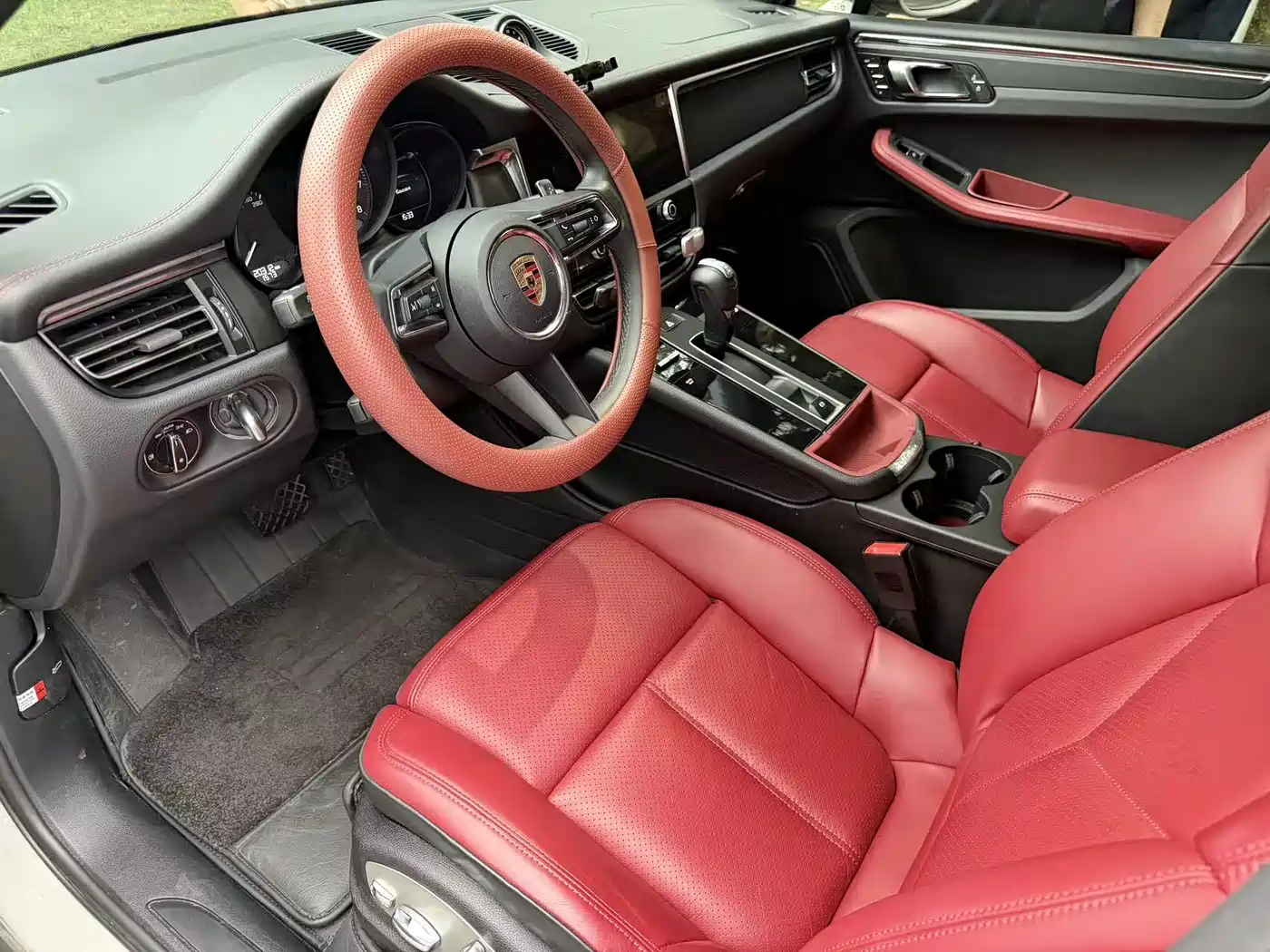 Porsche Macan 2024 Macan 2.0T фото 8