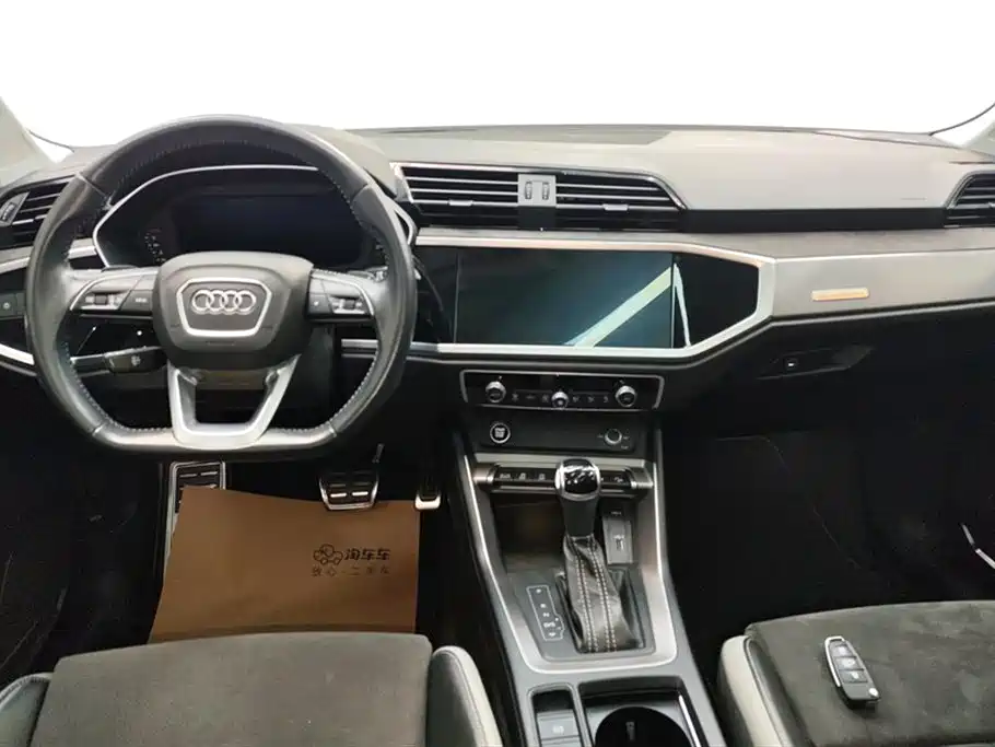 Audi Q3 2021 45 TFSI quattro Fashion Sport фото 12