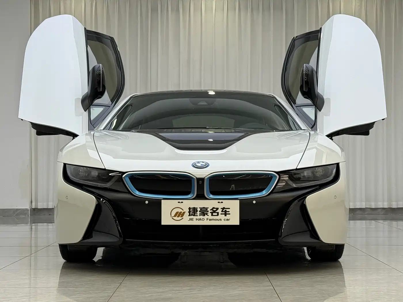 BMW i8 2019 2014 Standard