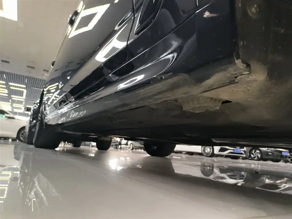 BMW 5 Series 2018 Facelift 530Li Leading M Sport Package фото 21