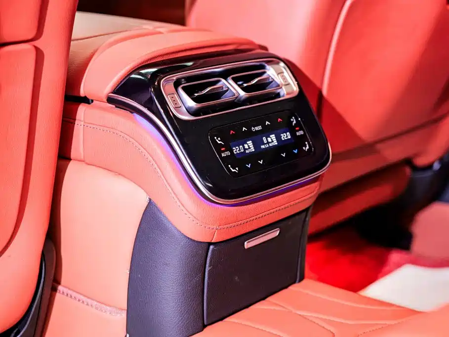 Mercedes-Benz S-Class, миниатюра 17