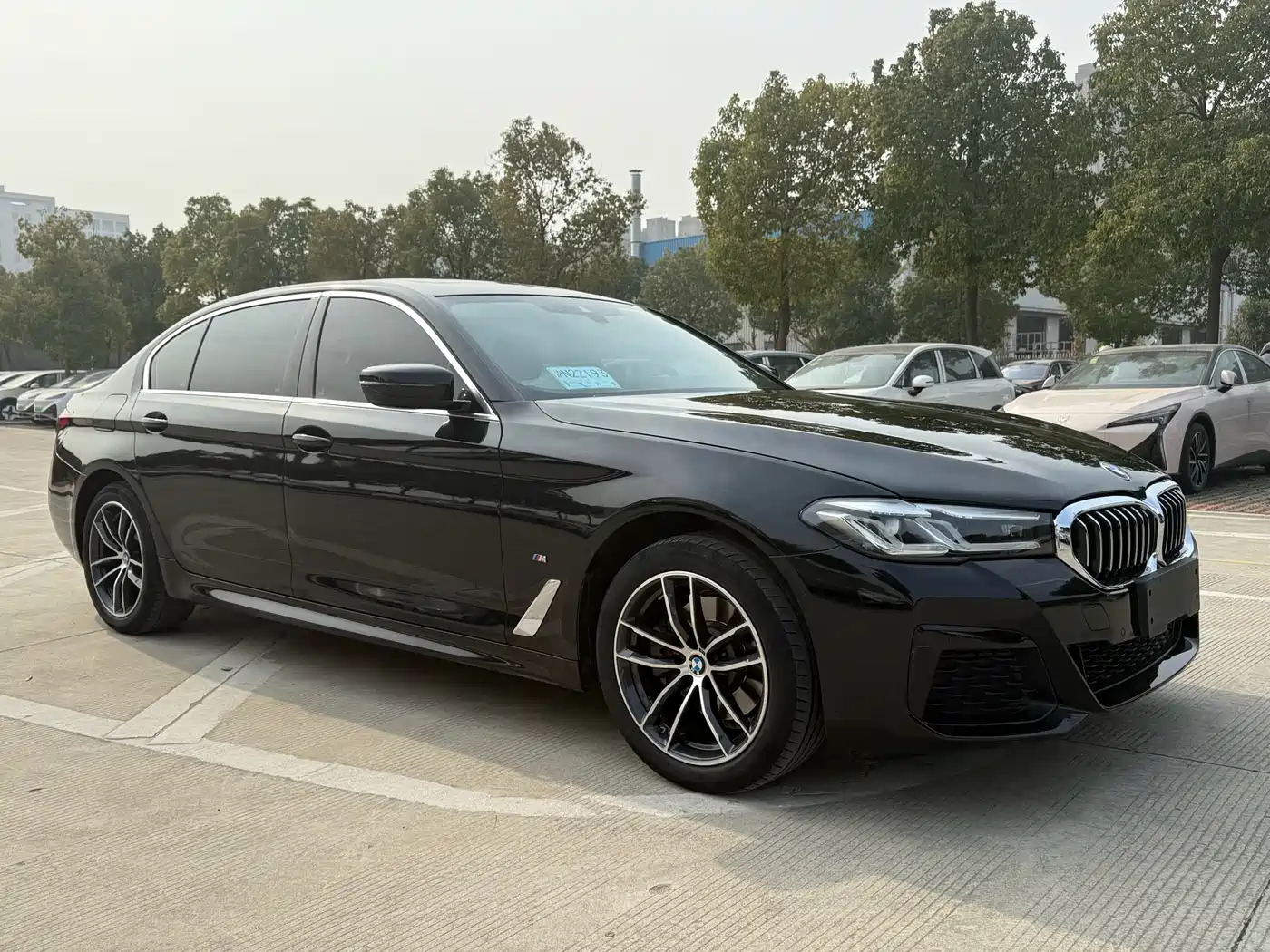 BMW 5 Series 2022 525Li M Sport Package фото 3