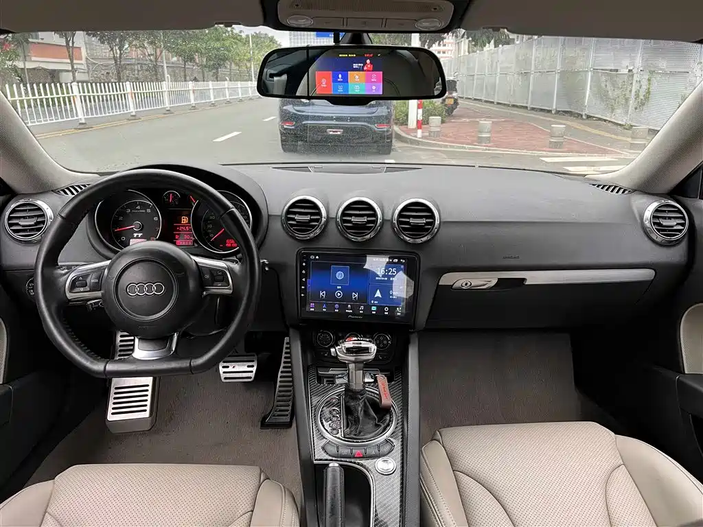 Audi TT 2008 Model TT Coupe 2.0TFSI фото 10