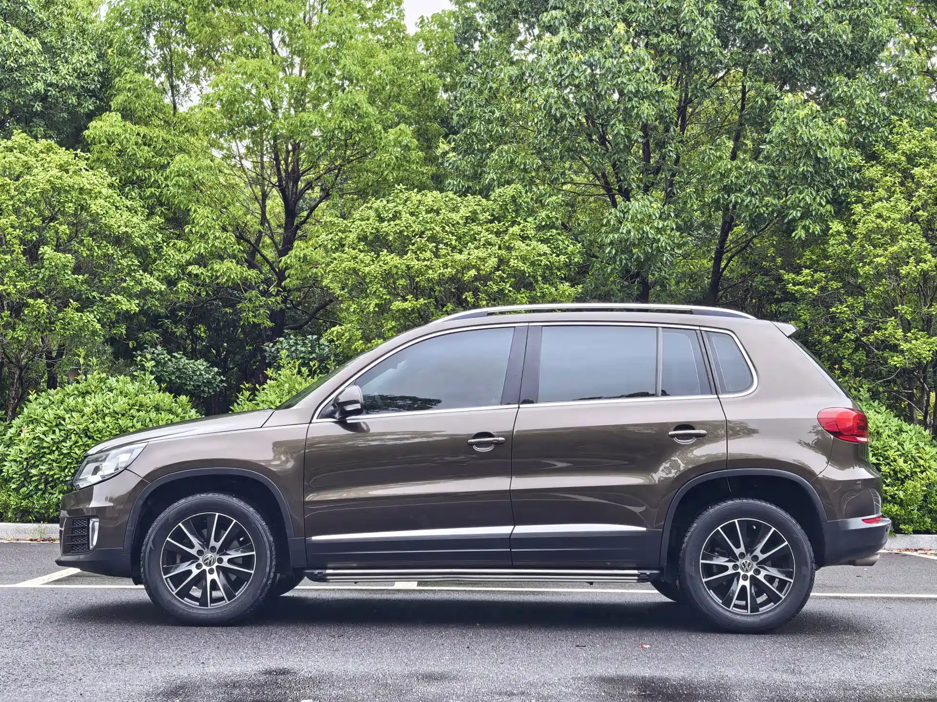 Фото 4 - Volkswagen Tiguan