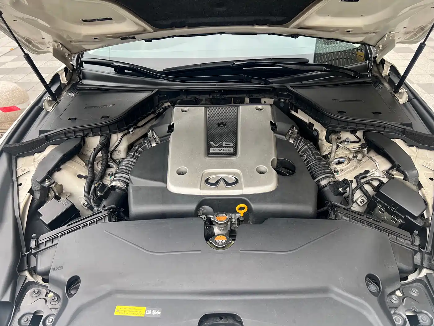 Infiniti Q50 2014 3.7L Luxury Sport фото 15