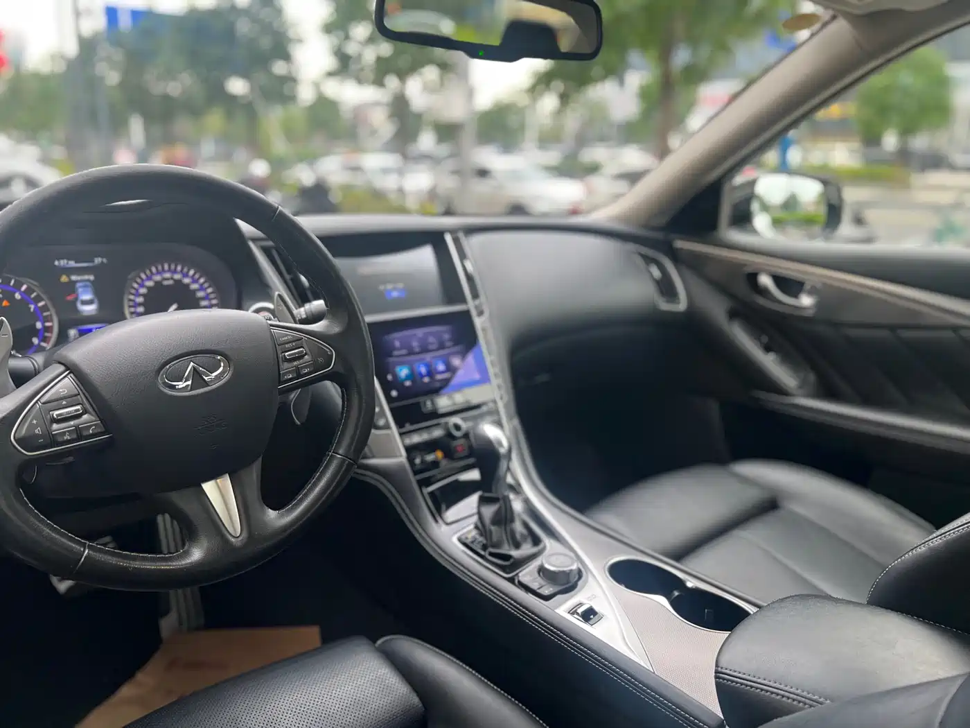 Infiniti Q50 2014 3.7L Luxury Sport фото 16