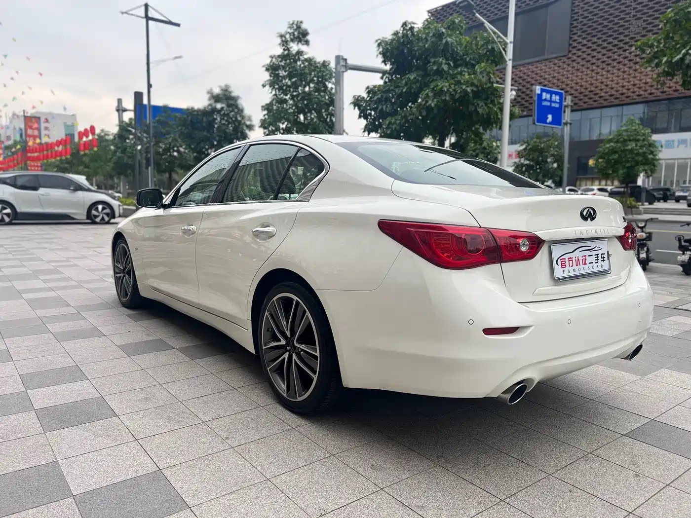 Infiniti Q50 2014 3.7L Luxury Sport фото 17