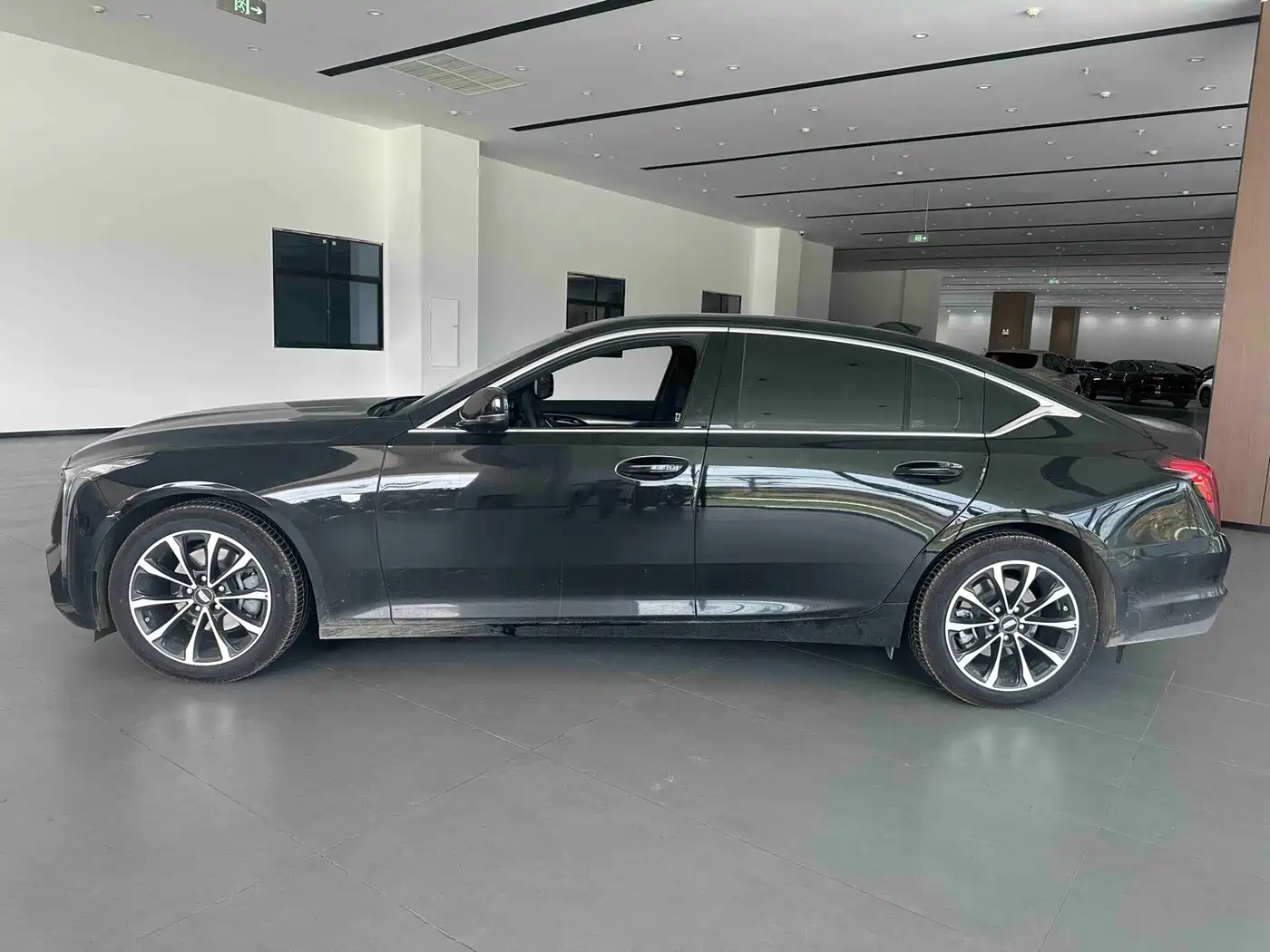 Cadillac CT5 2026 2025 Model 28T Urban Sport Edition