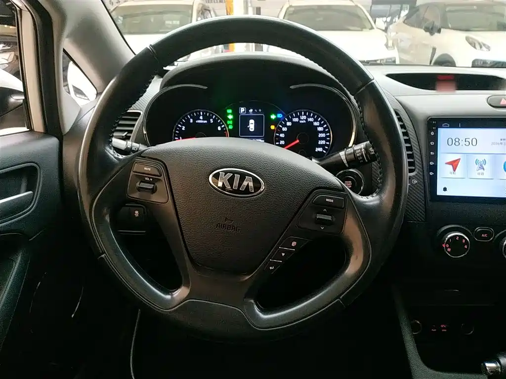 Kia K3 2017 1.6L Automatic 15th Anniversary Special GLS фото 11