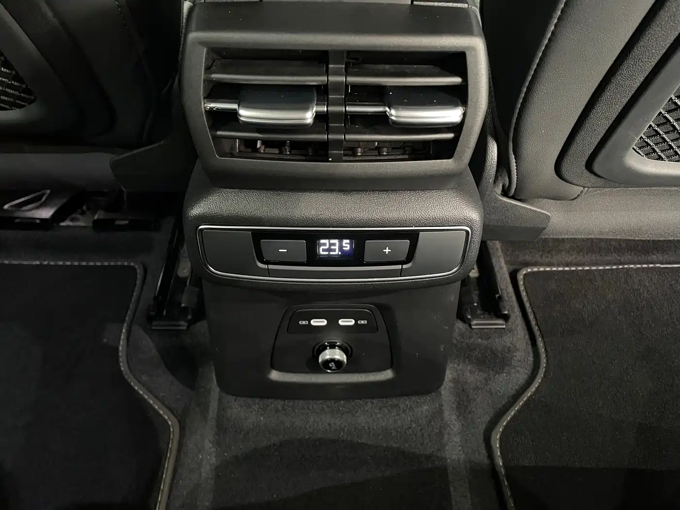 Audi Q4 e-tron 2025 2024 40 e-tron Creation Edition
