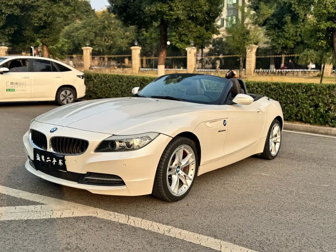 BMW Z4 2013 2012 sDrive20i Leading