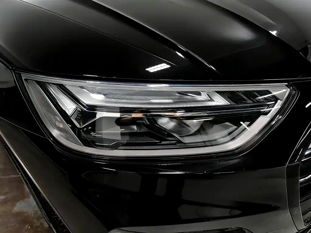 Audi Q5L 2025 Model Year Facelift 45th Anniversary Edition 45 TFSI Luxury Dynamic фото 14