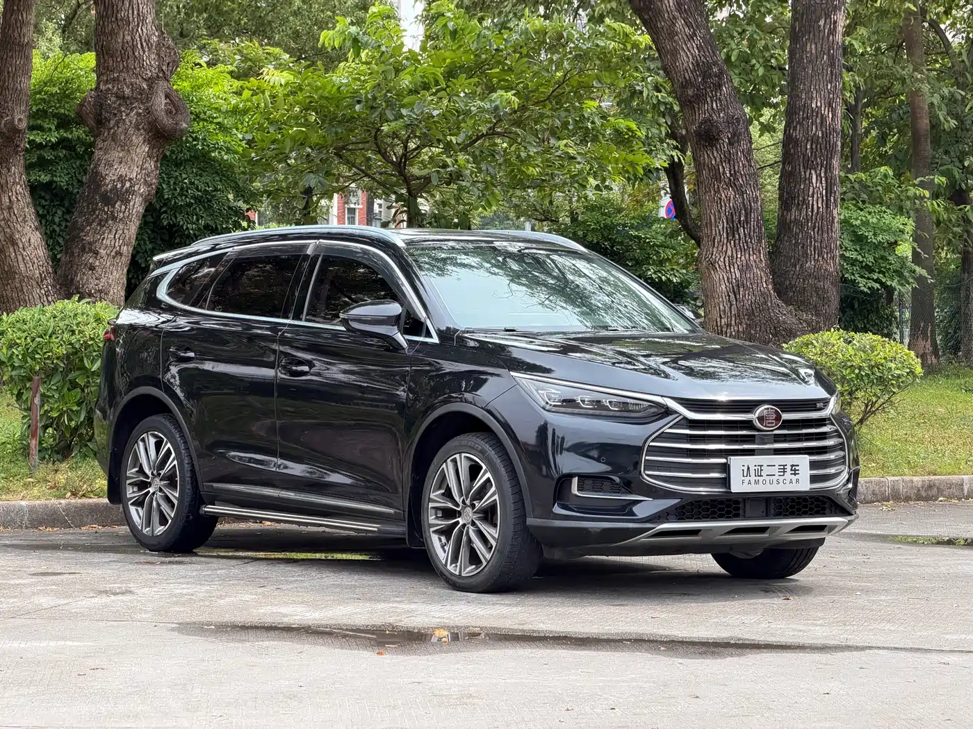 BYD Tang 2018 2018 2.0T Automatic Smart Connection Honor Edition 7-Seater China V