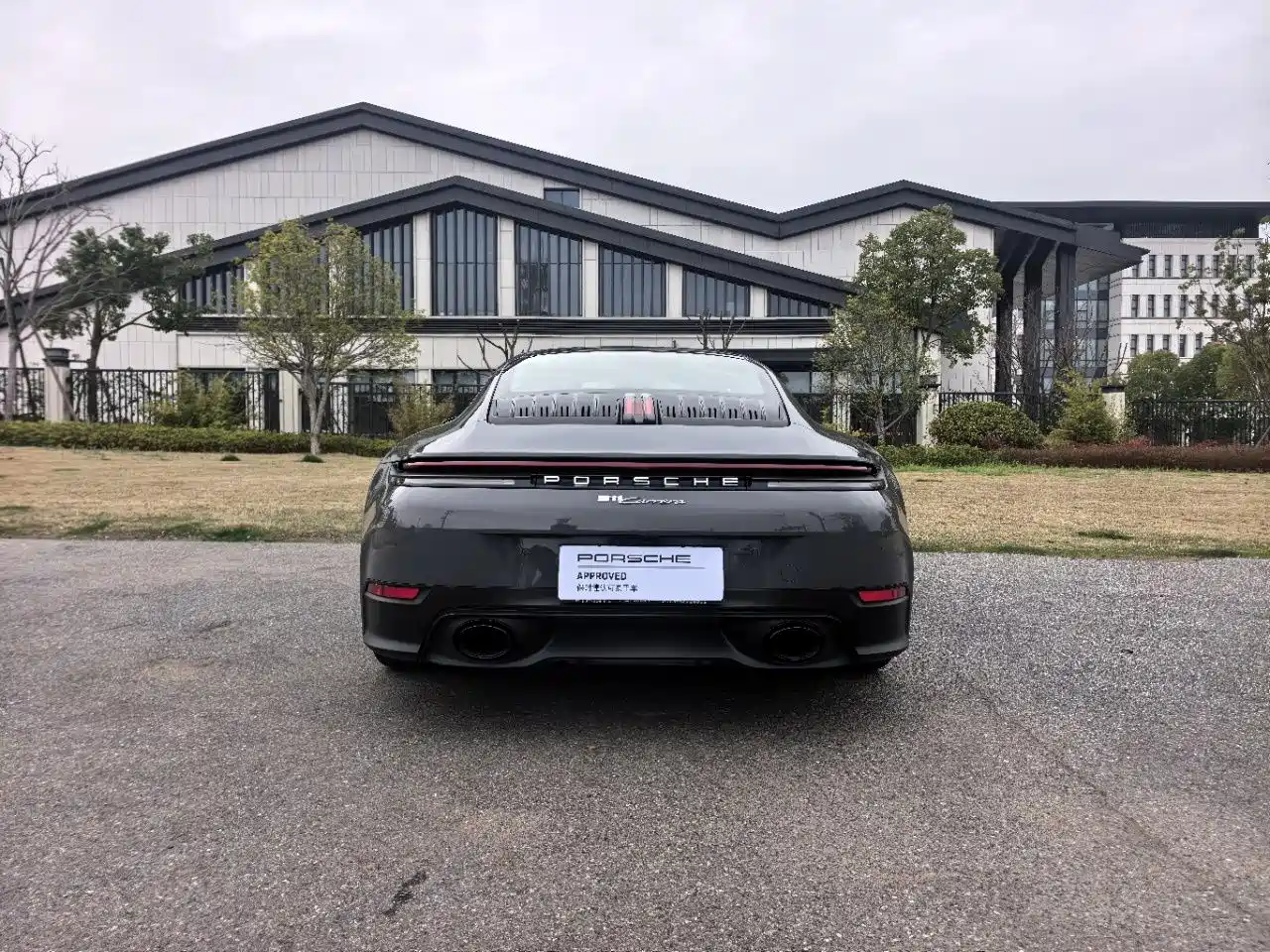 Porsche 911 2025 Carrera 3.0T фото 5