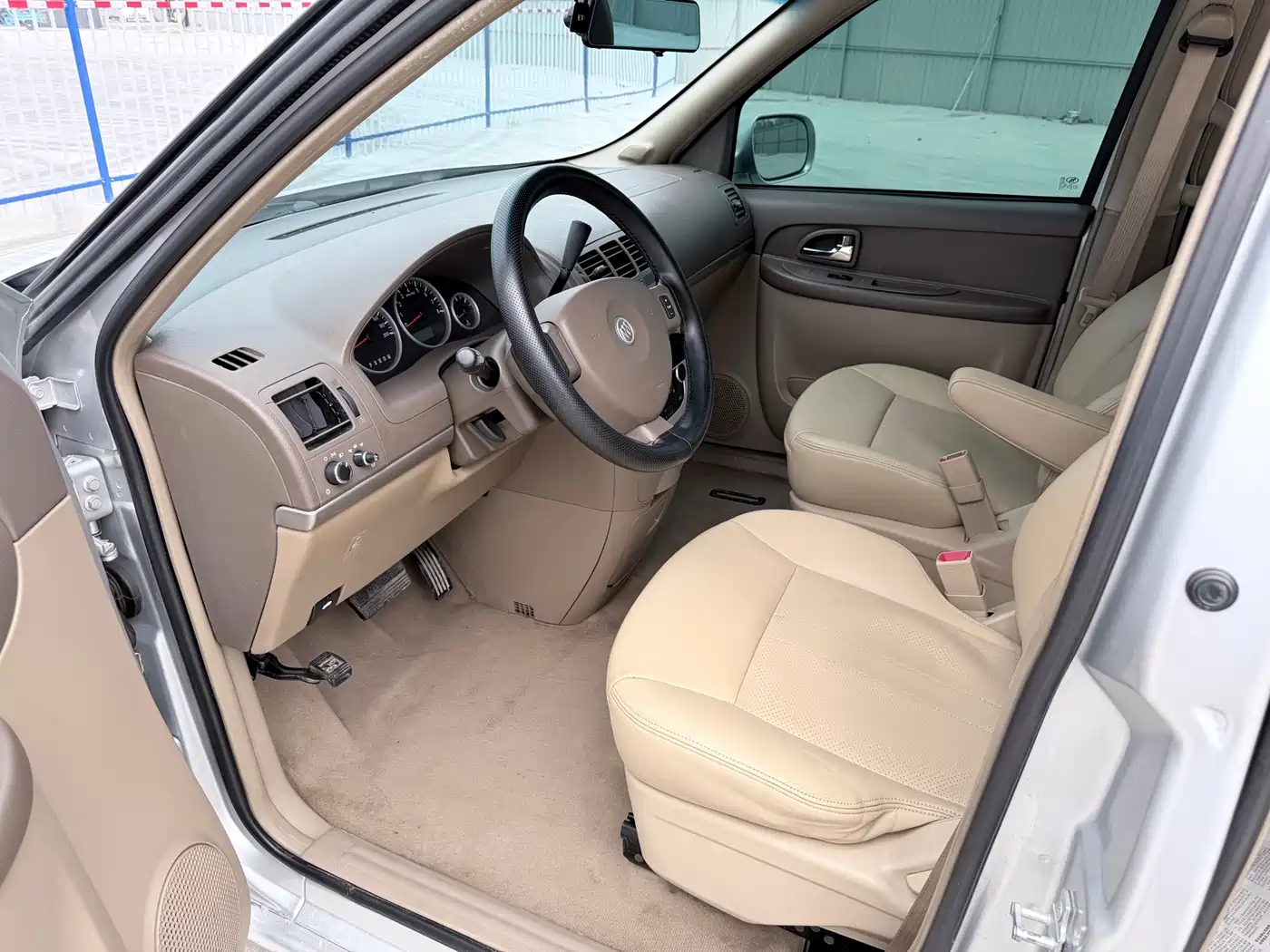 Buick GL8 2014 2.4L Classic Edition фото 5
