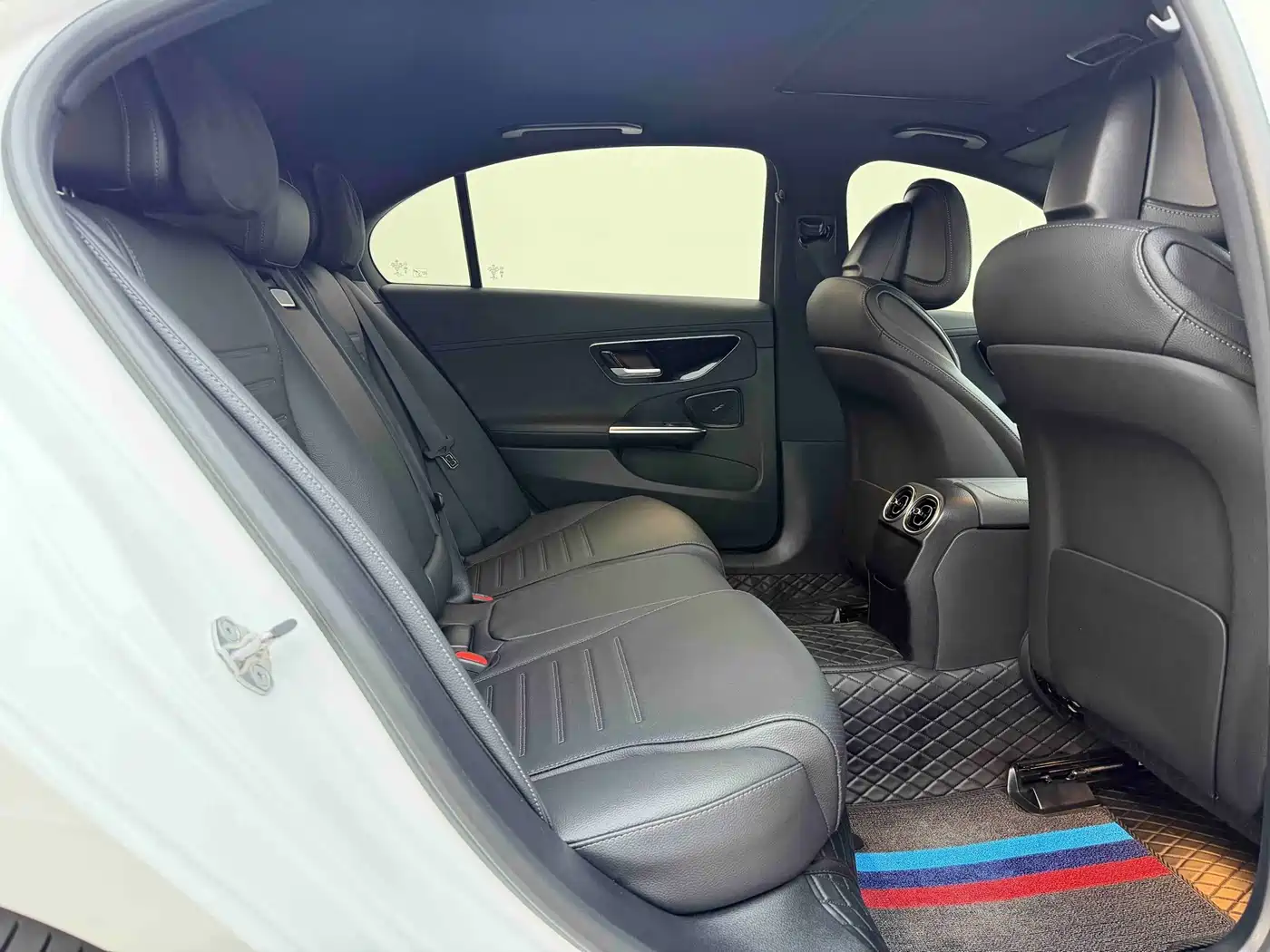 Mercedes-Benz C-Class 2023 C 200 L Sport фото 20