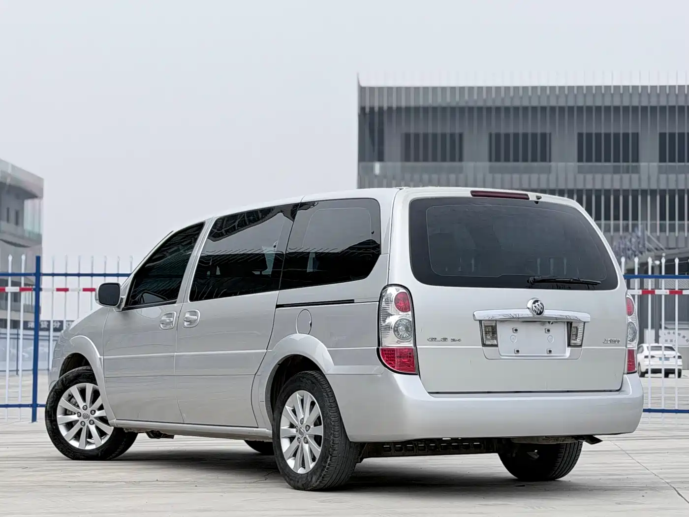 Buick GL8 2014 2.4L Classic Edition фото 8