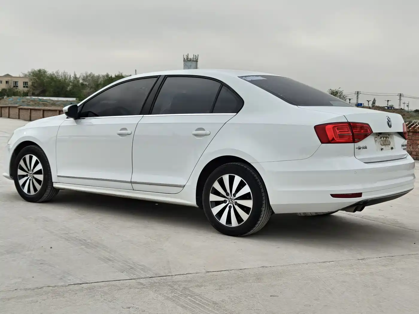 Volkswagen Sagitar 2017 230TSI Automatic Comfort фото 7