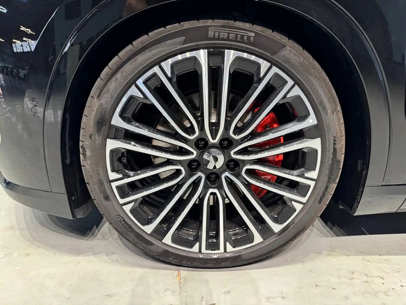 Фото 9 - NIO ES8
