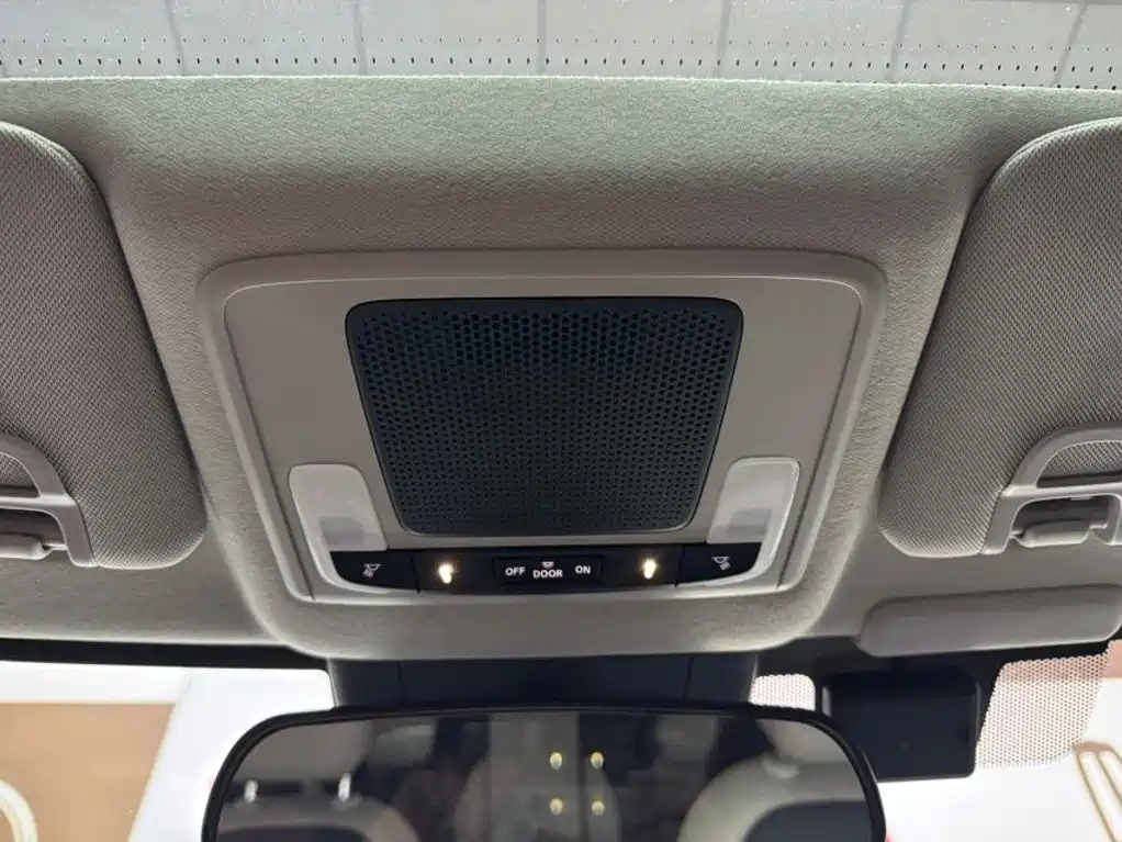 Photo 15 - Honda Vezel